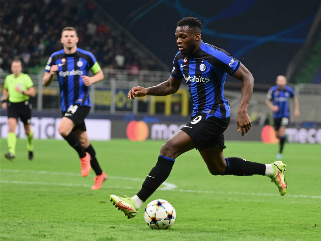 给予他们更 给予他们更